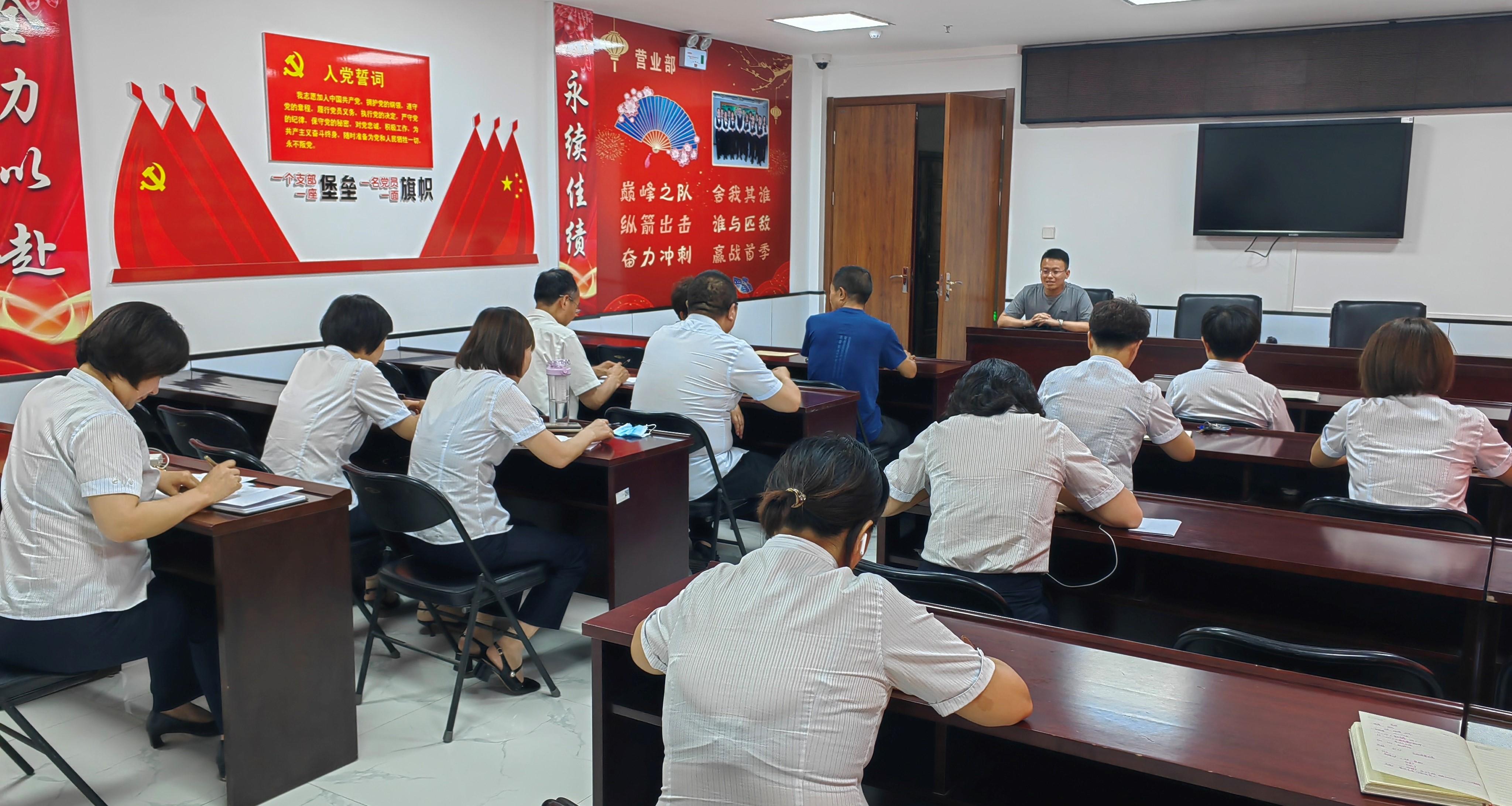 8dafe451872377a147d58a22c5917e9.jpg 8dafe451872377a147d58a22c5917e9.jpg